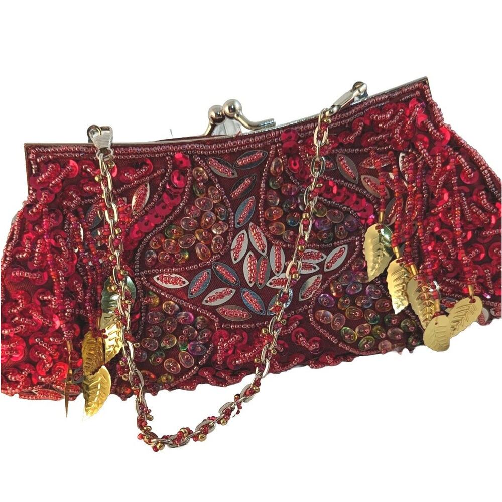 Elegant Red Beaded Shoulder Bag